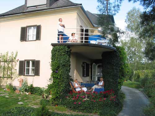 Ein Haus mit familiärer Athmosphäre, wo man gerne Urlaub macht.